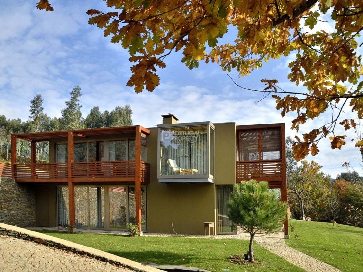 Fantastic Villa In Alvarenga With An AL Licence