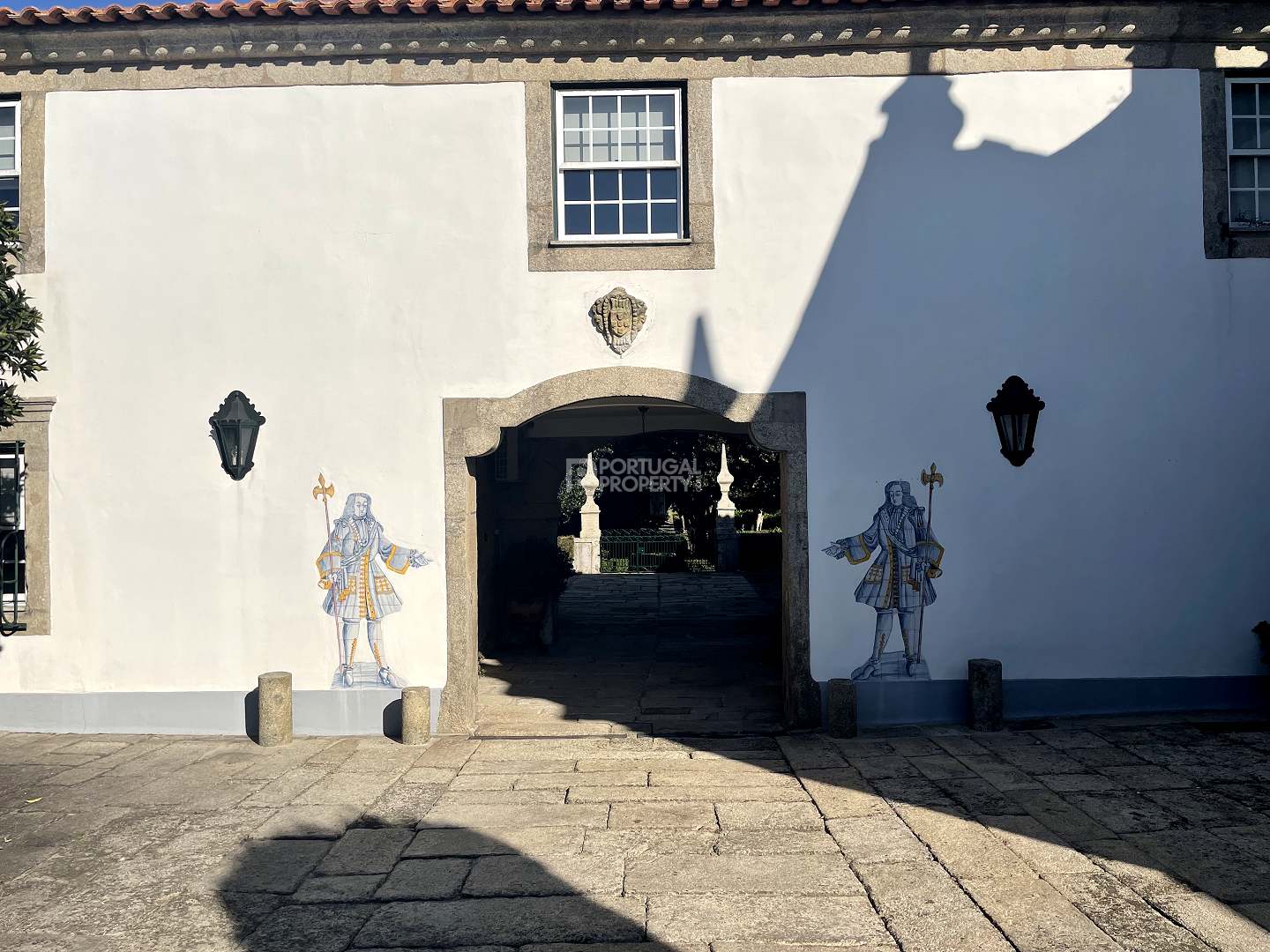 Classic Portuguese Estate 30 Minutes From Downtown Porto Classic Portuguese Estate 30 Minutes From Downtown Porto