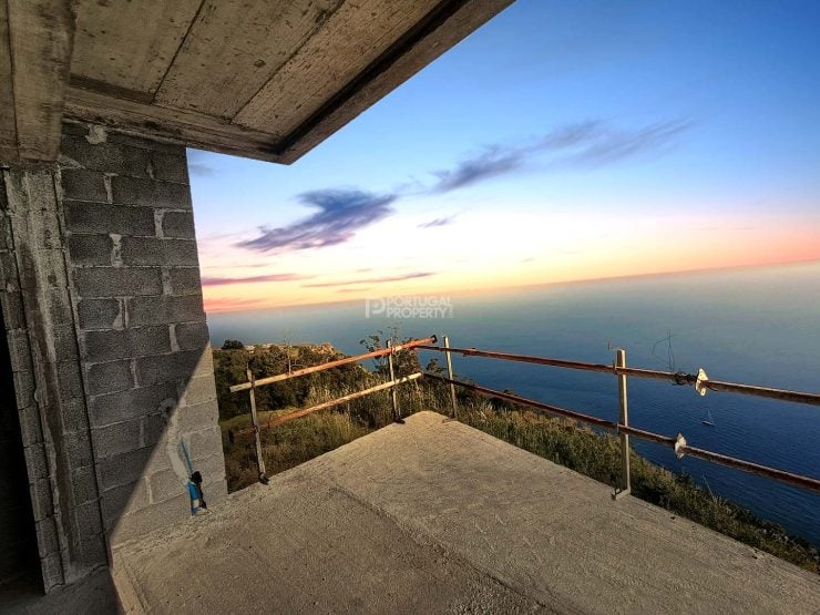 Villa under construction on the cliff in Ponta do Sol