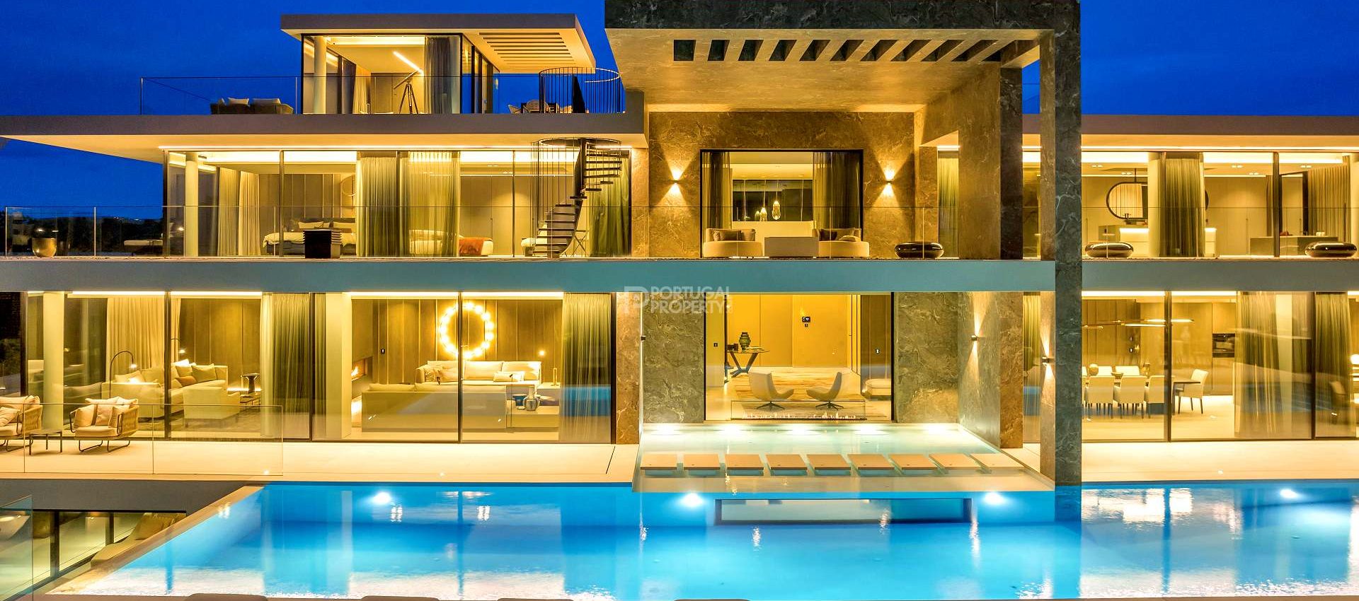 Luxurious Contemporary Villa In Quinta Do Lago: A Masterpiece Of Modern Living