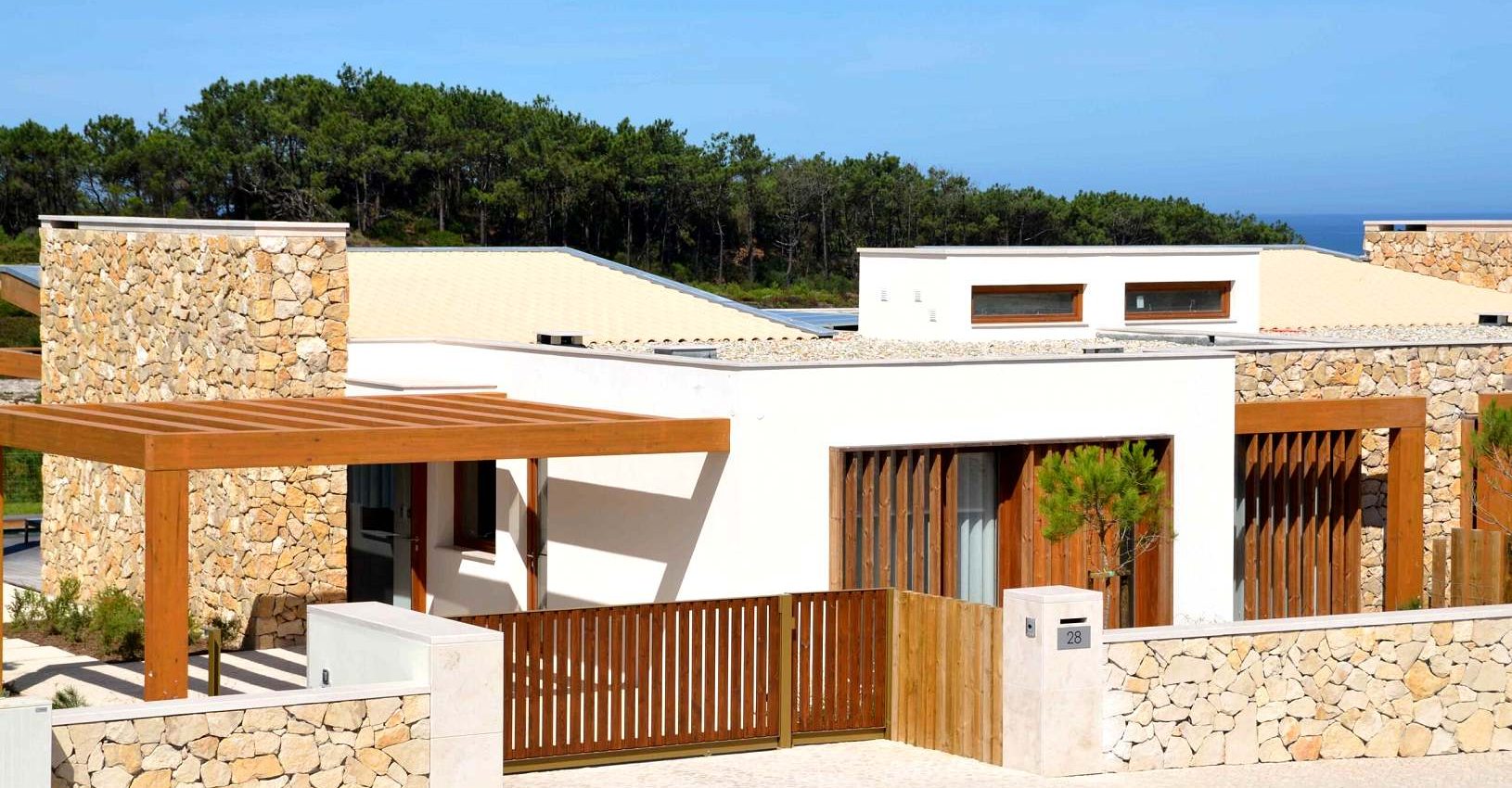 Discover Your Dream Home By The Ocean – 3 Bedroom Villa