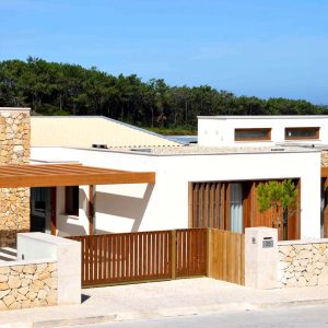 Discover Your Dream Home By The Ocean – 3 Bedroom Villa