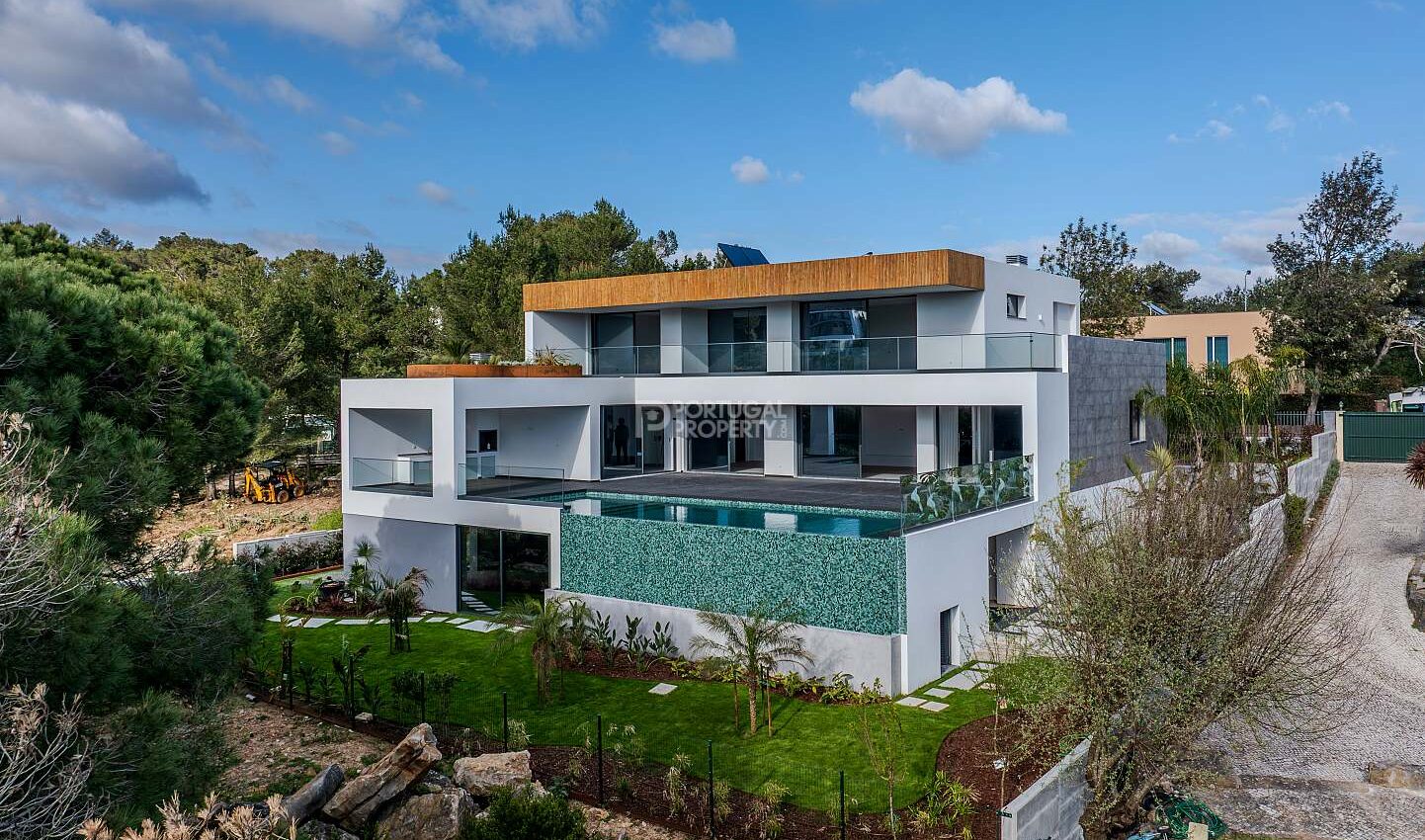 Contemporary T5 + 1 Villa With Nature Views And High-Quality Finishes
