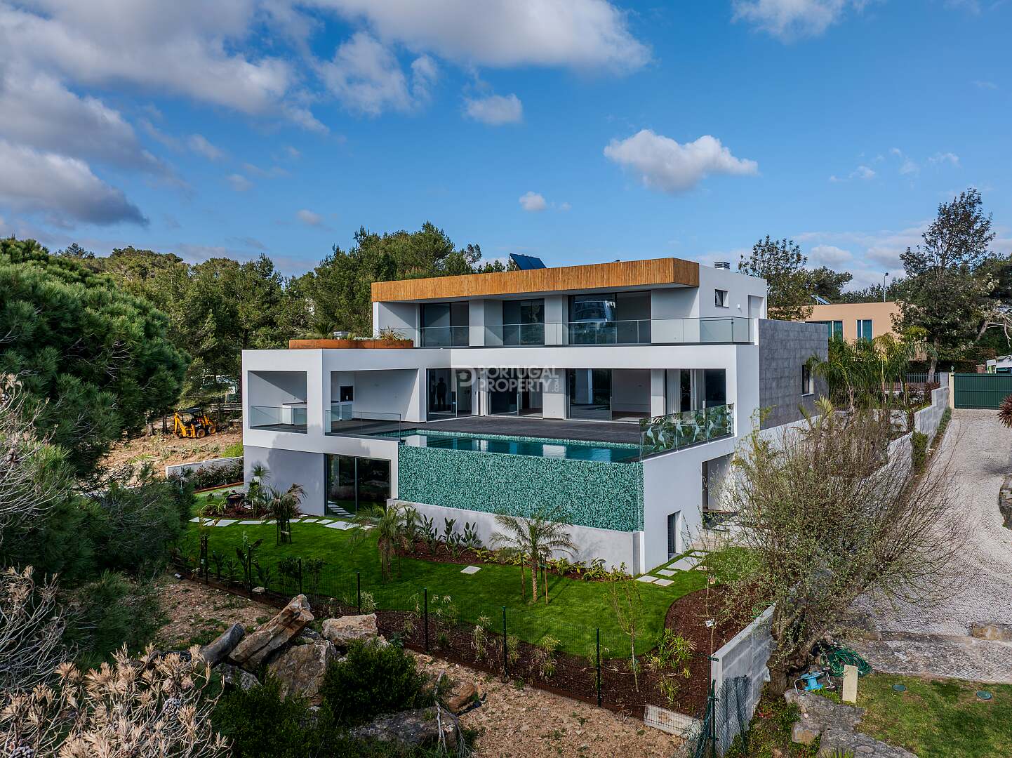 Contemporary T5 + 1 Villa With Nature Views And High-Quality Finishes