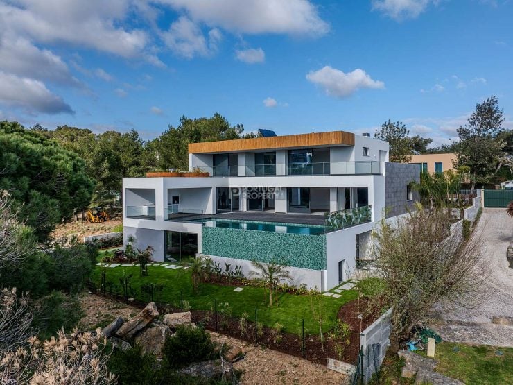 Contemporary T5 + 1 Villa With Nature Views And High-Quality Finishes