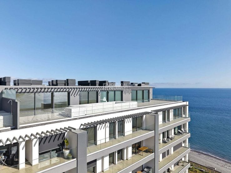 Madeira’s Finest Penthouse – Frontline Ocean With Private Pool
