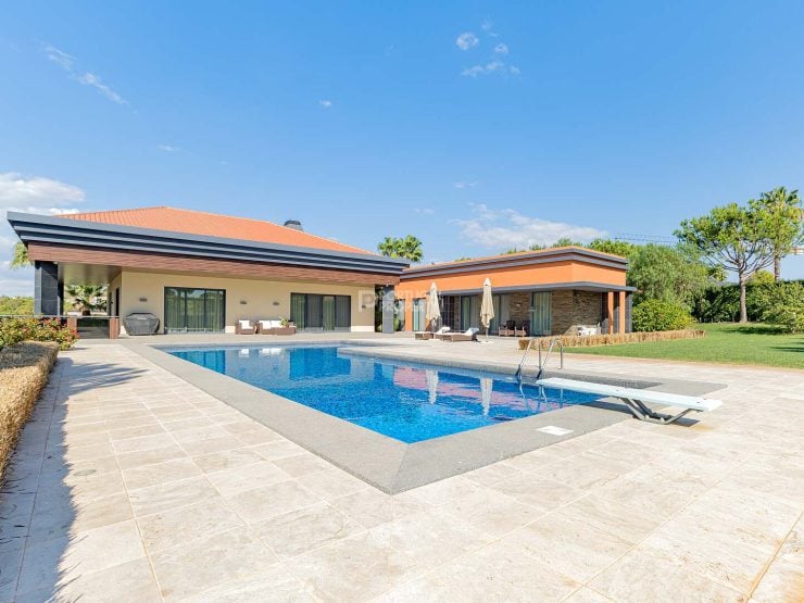 Contemporary Tranquility In Vilamoura’s Finest Enclave