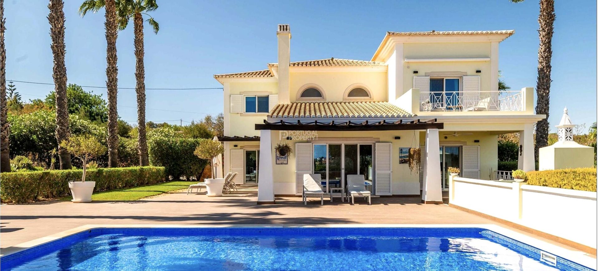 Stunning V4 Sea View Villa With Pool And Garden Near Olhão