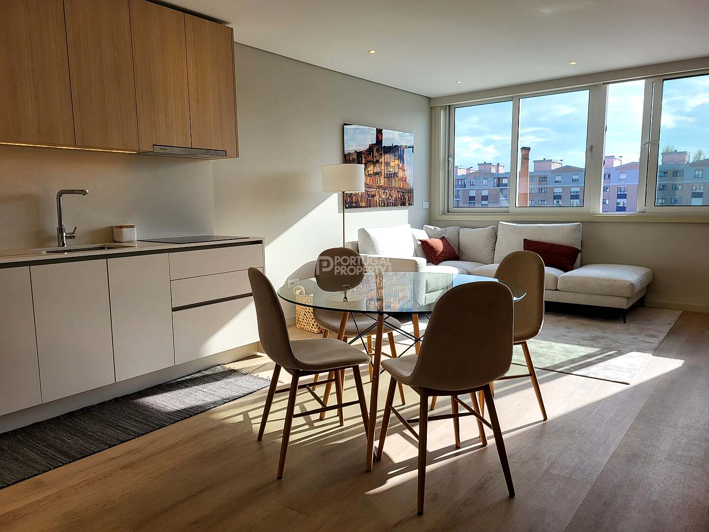 Stylish, Fully Furnished Apartment with AL License in Prime Matosinhos Sul Location