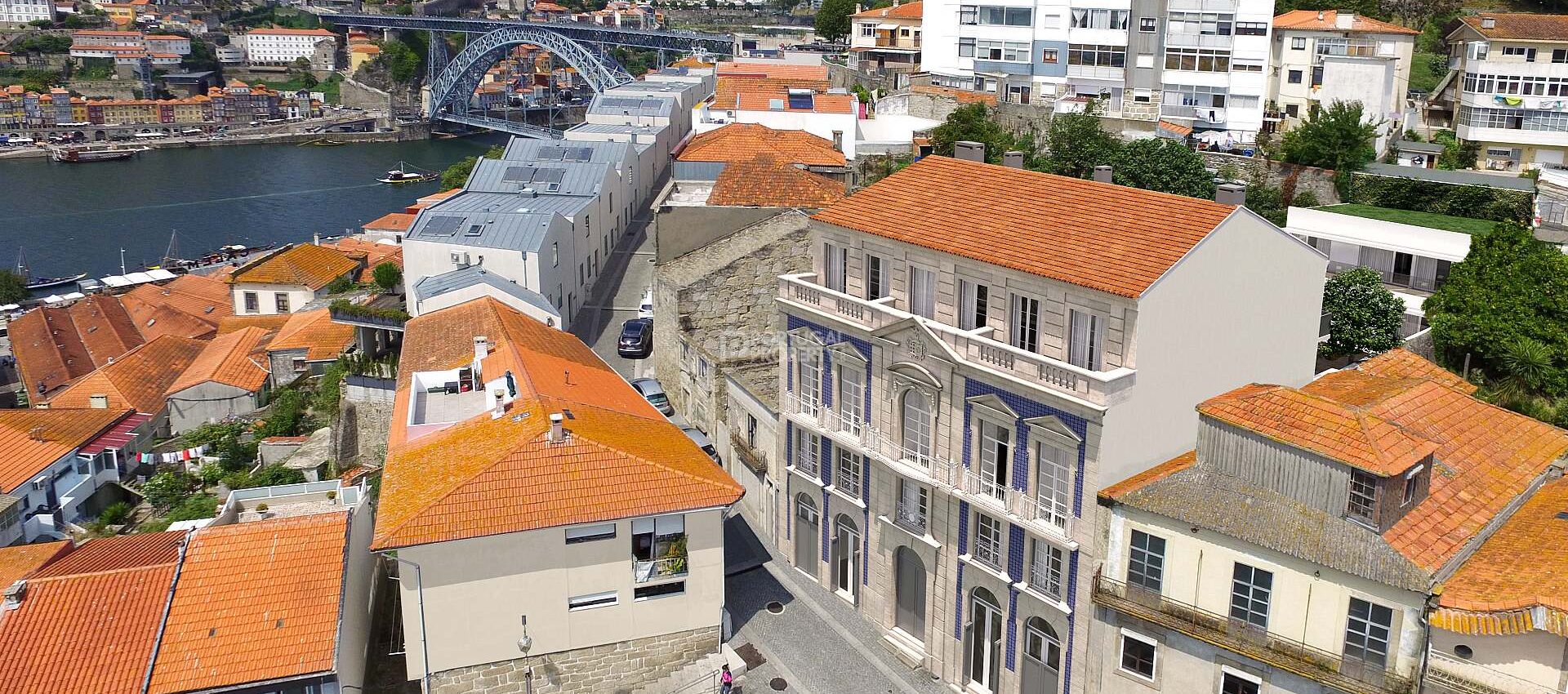 Centre of Porto Palacete Apartments