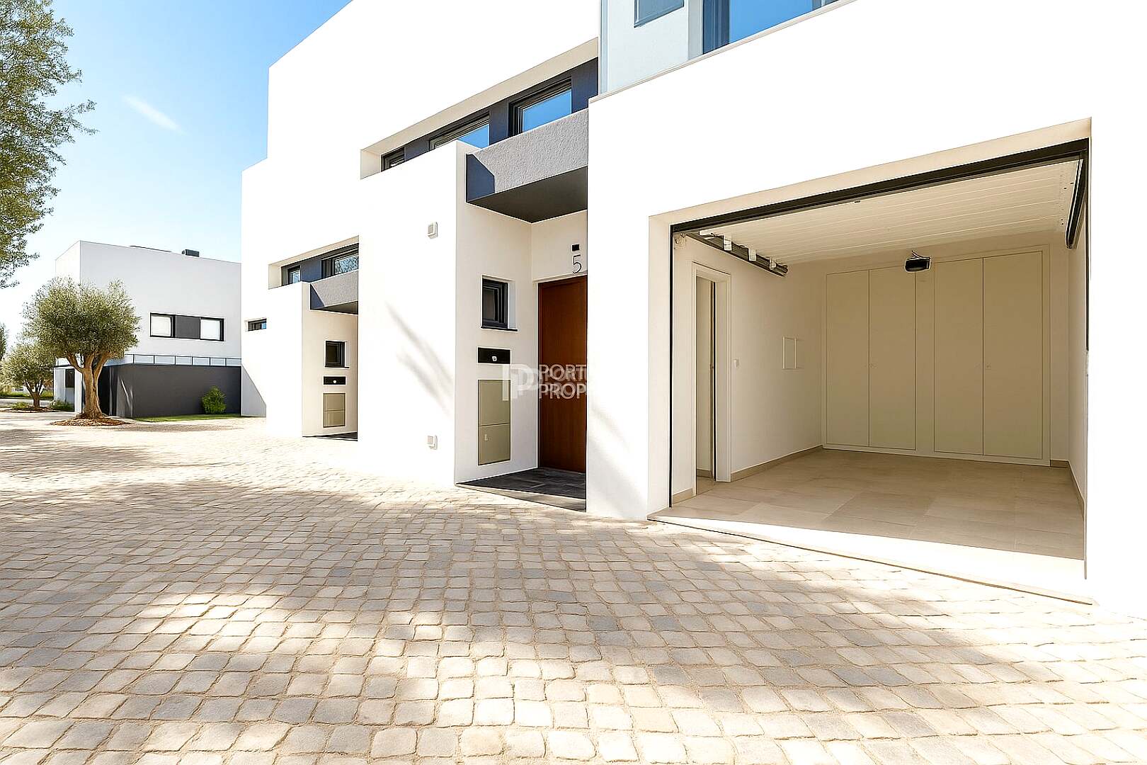 Modern 3+1 Bedroom Townhouse In Cabanas De Tavira