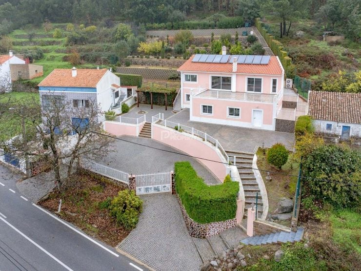 Panoramic Sea-View Villa In Monchique