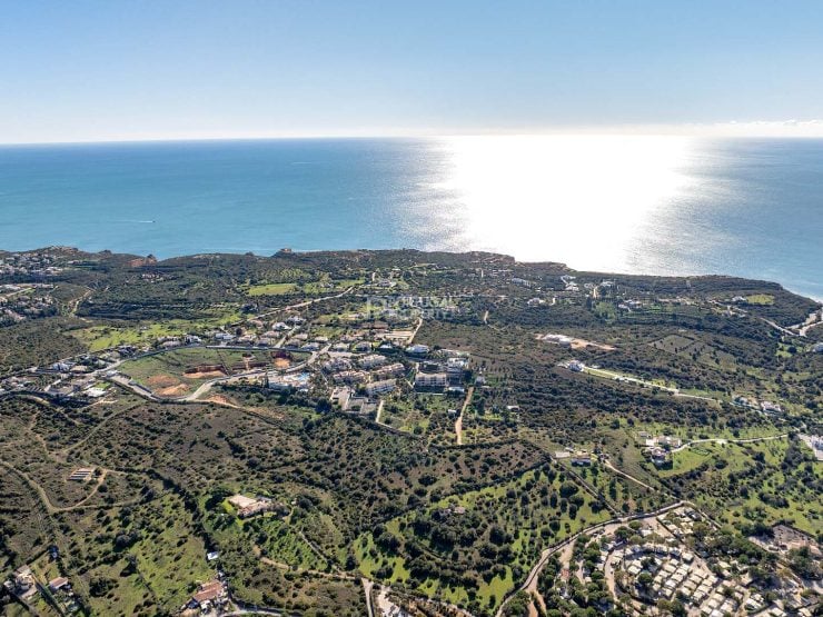 Prime Ferragudo Land With Ocean Views
