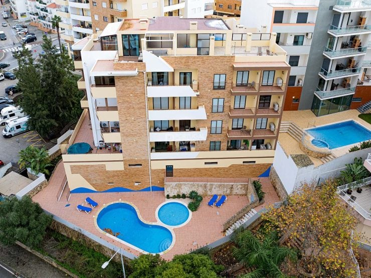 Charming 2-Bedroom Apartment With Stunning Views in Lagos